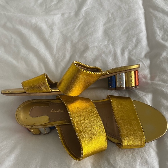 Salvatore Ferragamo Yellow Sandals Platform *RARE* - Picture 2 of 9